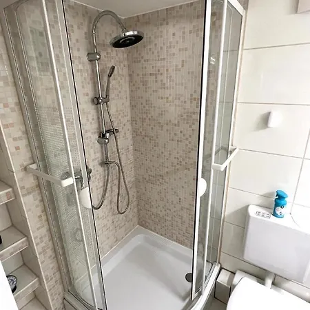 Apartamento Ferien-whg Souterrain Exklusives App Stella Maris Mit Parkplatz Direkt Am Steinhuder-meer *