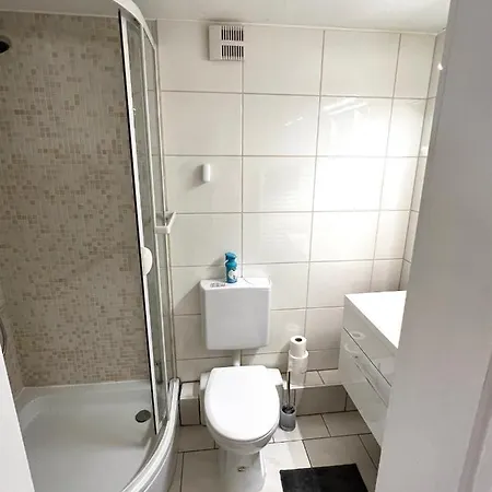 Ferien-whg Souterrain Exklusives App Stella Maris Mit Parkplatz Direkt Am Steinhuder-meer *