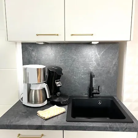 Apartamento Ferien-whg Souterrain Exklusives App Stella Maris Mit Parkplatz Direkt Am Steinhuder-meer *