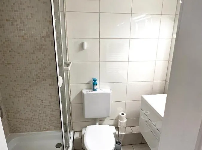 Ferien-whg Souterrain Exklusives App Stella Maris Mit Parkplatz Direkt Am Steinhuder-meer *